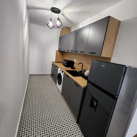 Student City Premium Apart & Privat Parking アパート ソフィア